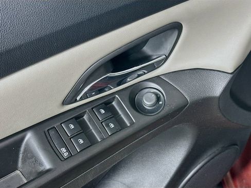 Used 2012 Chevrolet Cruze LS w/ Connectivity Package image 17