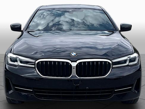 Used 2021 BMW 530e w/ Parking Assistance Package image 4