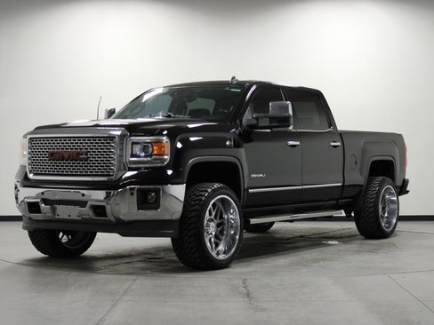 Used 2014 GMC Sierra 1500 Denali image 8