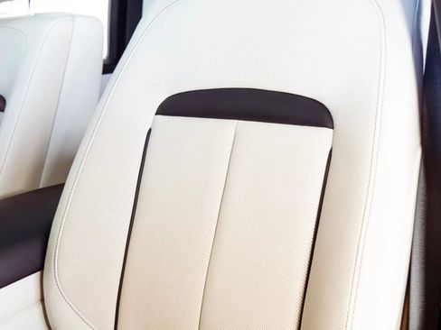 Used 2019 Rolls-Royce Cullinan AWD/4WD image 16