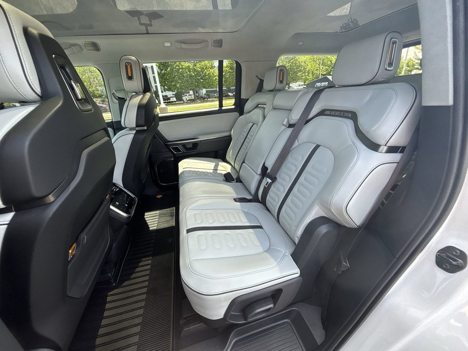 Used 2023 Rivian R1S Adventure Quad AWD/4WD image 24