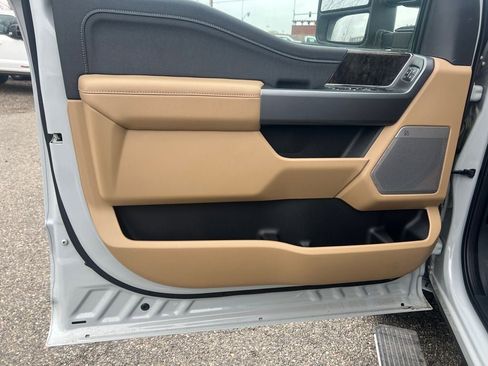 New 2025 Ford F250 Lariat w/ Lariat Ultimate Package image 11