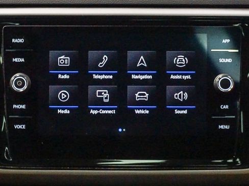 Used 2023 Volkswagen Atlas Cross Sport SE image 14