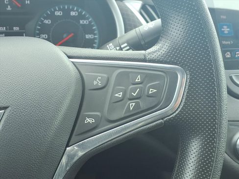 Used 2022 Chevrolet Malibu LT image 15