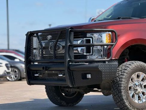 Used 2017 Ford F250 XLT w/ XLT Premium Package AWD/4WD image 10