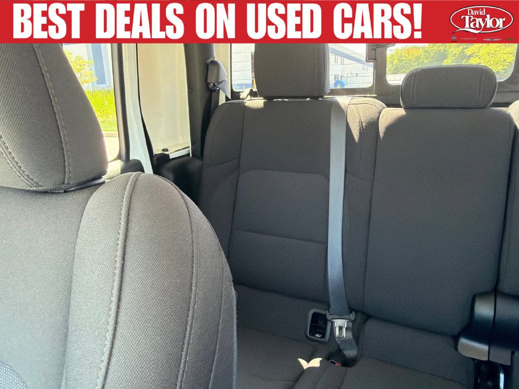Used 2022 Jeep Gladiator Sport AWD/4WD image 17