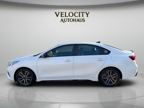 Used 2023 Kia Forte GT-Line w/ GT-Line Technology Package FWD image 4