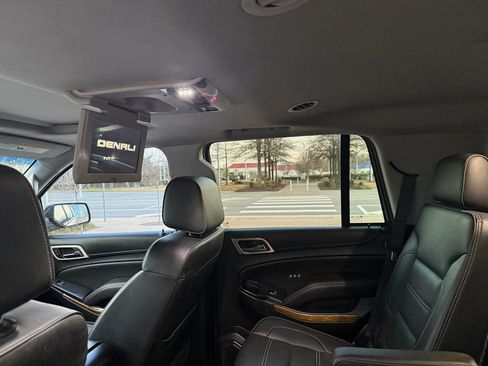 Used 2017 GMC Yukon Denali w/ Open Road Package image 16