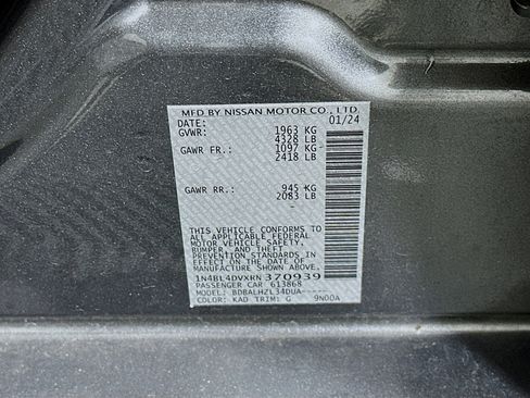 Used 2024 Nissan Altima 2.5 SV image 12