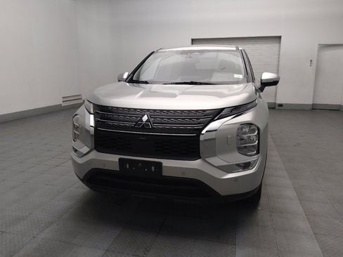 Used 2024 Mitsubishi Outlander SE image 15