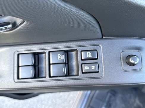 Used 2024 Nissan Frontier PRO-4X w/ Pro Convenience Package image 11