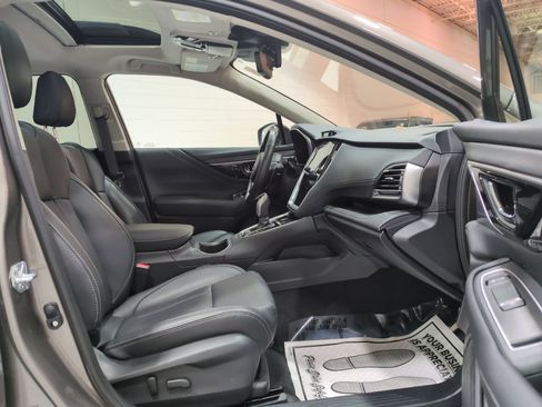 Certified 2024 Subaru Outback Limited AWD/4WD image 10