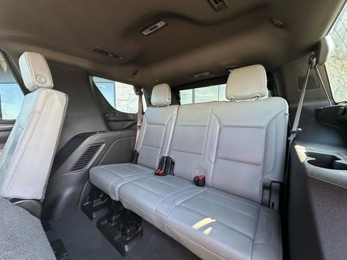 Used 2021 Chevrolet Tahoe LT w/ LT Signature Package image 15