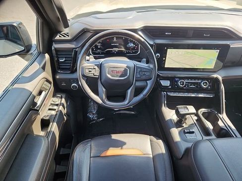Certified 2023 GMC Sierra 1500 AT4 w/ AT4 Premium Package AWD/4WD image 11