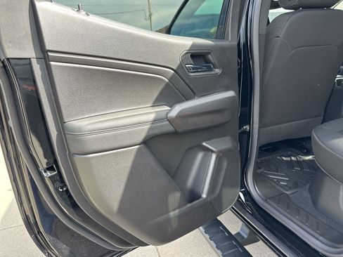 New 2026 GMC Canyon Elevation image 16