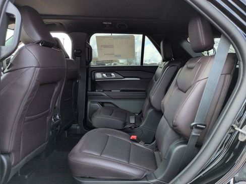 New 2026 Ford Explorer Platinum RWD image 14