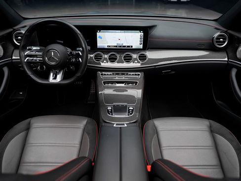 Used 2022 Mercedes-Benz E 53 AMG 4MATIC Sedan image 45