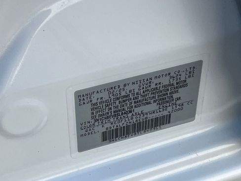 Used 2025 Nissan Versa SV FWD image 28