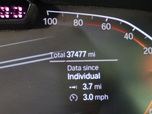 Used 2021 BMW X6 xDrive40i w/ M Sport Package AWD/4WD image 44