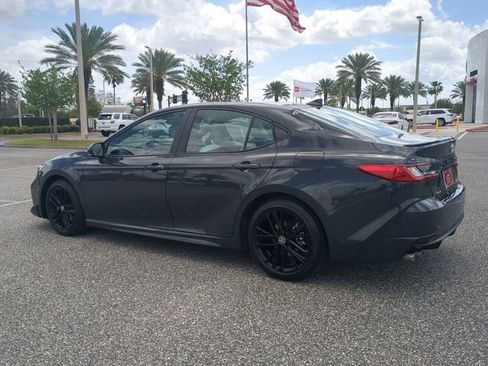 Certified 2025 Toyota Camry SE image 6