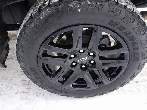 Used 2024 Chevrolet Silverado 1500 LT Trail Boss image 33