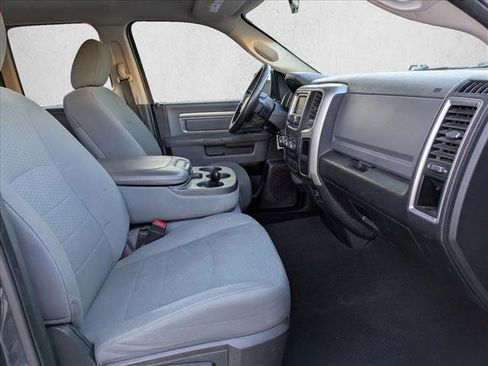 Used 2017 RAM 1500 Classic SLT image 19