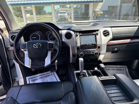Used 2016 Toyota Tundra Limited w/ Limited Premium Package AWD/4WD image 12