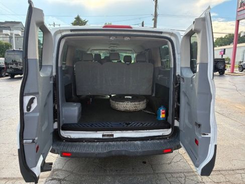Used 2018 Ford Transit 150 XL image 10