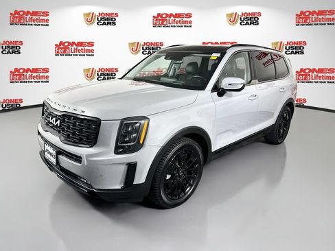 Used 2022 Kia Telluride SX w/ SX Prestige Package AWD/4WD image 14
