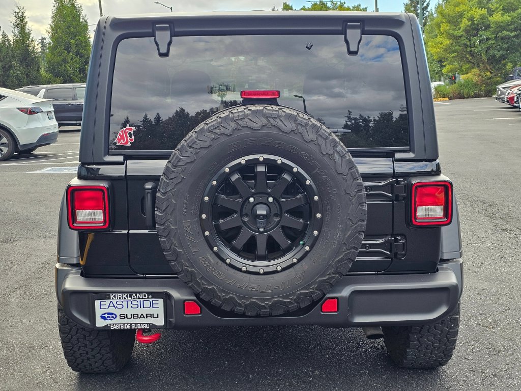 Used 2021 Jeep Wrangler Rubicon AWD/4WD image 6