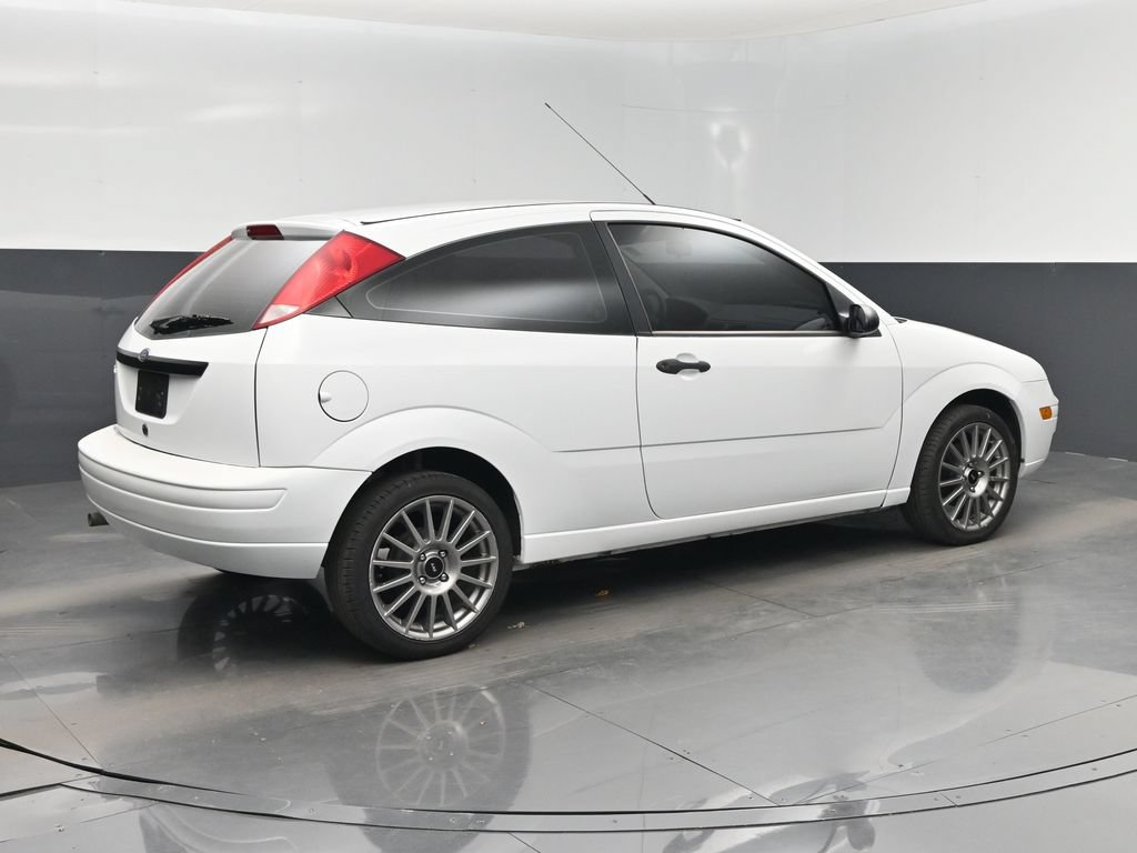 Used 2007 Ford Focus S FWD image 3