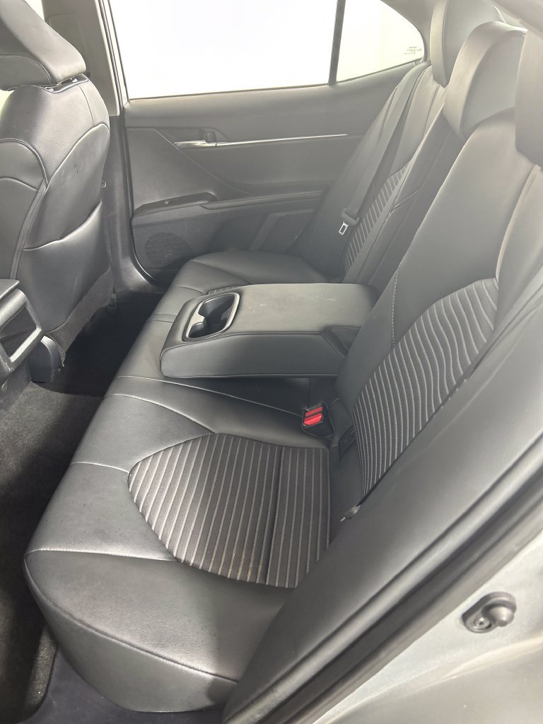 Used 2024 Toyota Camry SE FWD image 17