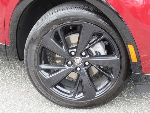 Used 2023 Buick Envision Preferred image 7