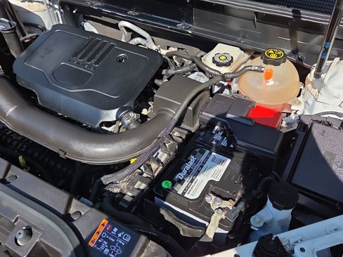 Used 2023 GMC Acadia SLT w/ Elevation Edition image 27