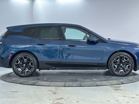 Used 2024 BMW iX M60 AWD/4WD image 8