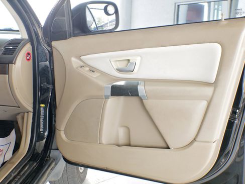 Used 2010 Volvo XC90 3.2 image 27