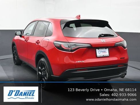 Used 2024 Honda HR-V Sport image 4