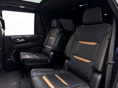 Used 2022 GMC Yukon AT4 image 30