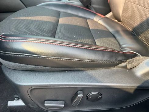 Used 2024 Ford Escape ST-Line w/ Tech Pack #1 AWD/4WD image 22