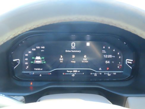 Used 2022 GMC Yukon XL Denali image 30