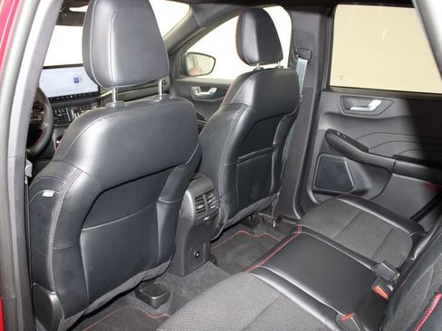 Used 2023 Ford Escape ST-Line w/ Tech Pack #1 FWD image 25