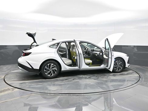 New 2026 Hyundai Sonata Blue image 40