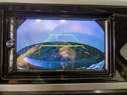 Used 2017 Subaru Legacy 2.5i image 6