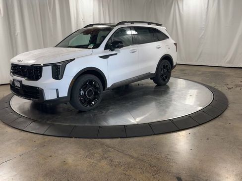 New 2025 Kia Sorento SX Prestige w/ Olive Brown Leather Package image 6