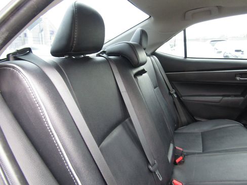 Used 2019 Toyota Corolla XLE image 15