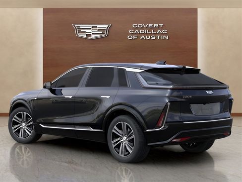 New 2024 Cadillac Lyriq Luxury w/ Nappa Leather Package image 2