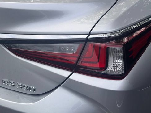 Used 2021 Lexus ES 350 w/ Premium Package FWD image 8