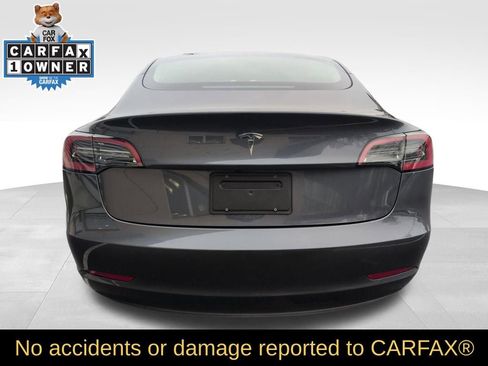 Used 2023 Tesla Model 3 Standard Range image 5