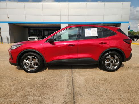 Used 2025 Ford Escape ST-Line FWD image 5