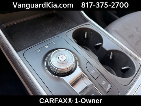 Certified 2026 Kia Carnival LXS FWD image 22